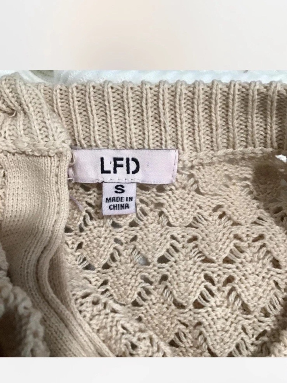 LFD Ruffled Cream Knit Top small - Picture 7 of 9